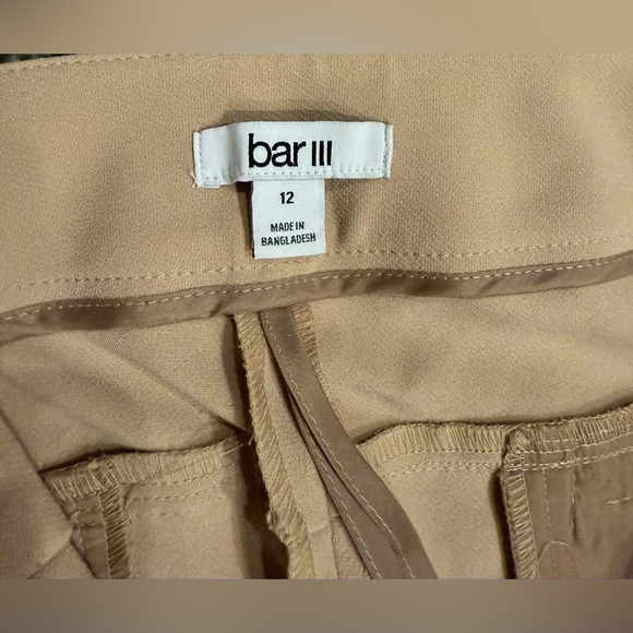 NWOT Bar III Cropped Pants Tan Size 12 - Picture 5 of 9